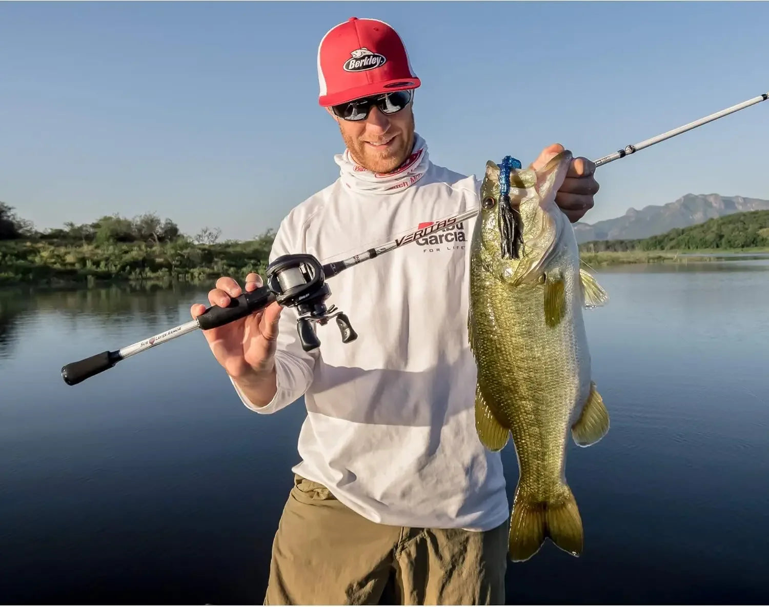 Ambassadeur Baitcast Round Fishing Reel